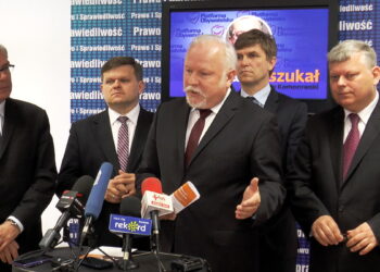 Parlamentarzyści PiS ostro o prezydencie Komorowskim