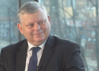 Marek Suski o PO i linii kolejowej: Sprawdzamy, jakie trupy w szafie zostawili