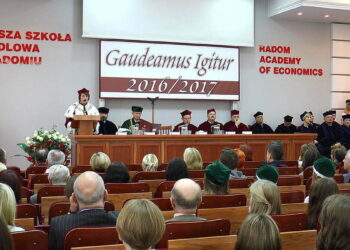 WSH w Radomiu zainaugurowała rok akademicki