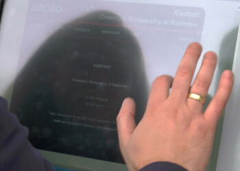 Nowości na radomskim cmentarzu. Są infokioski, latarnie i kamery