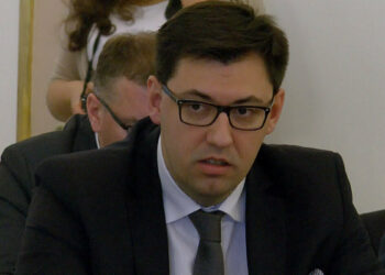 Poseł Kosztowniak: „Prezydent Witkowski powinien odwołać wiceprezydenta Frysztaka”