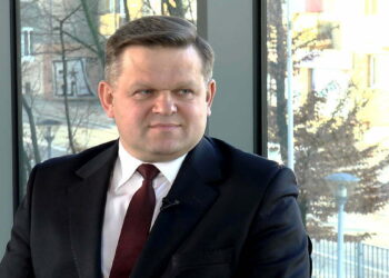 Poseł Skurkiewicz o działaniach MON: decyzje ws. radomskiego lotniska na początku roku
