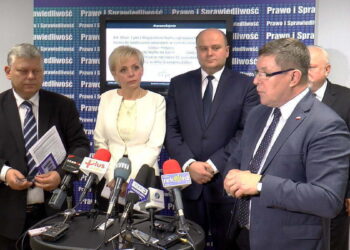„To pełzający zamach stanu”. Parlamentarzyści Prawa i Sprawiedliwości krytycznie o działaniach opozycji