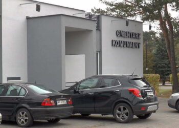 Są zmiany w regulaminie cmentarza na Firleju. Będzie zakaz palenia i ograniczone godziny wjazdu