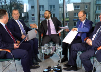 KONTRAST: radni o budżecie, partyjnych rozgrywkach i ordynacji wyborczej