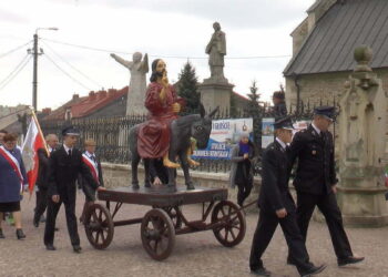Uroczyste obchody Niedzieli Palmowej w Szydłowcu