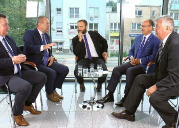 KONTRAST: radni o regulaminie obrad rady miejskiej, sekretarzu miasta i spółce RADPEC