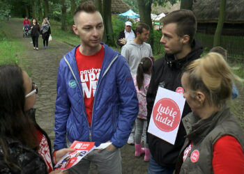 Szlachetna Paczka poszukuje wolontariuszy