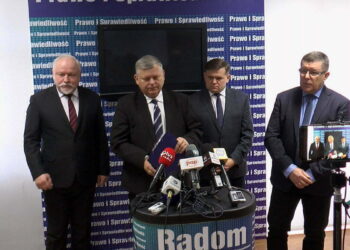 Radomski PiS odpowiada marszałkowi województwa. Jest także apel do prezydenta Radomia