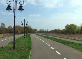 Problemy z brakującym odcinkiem bulwarów nad rzeką Mleczną. Brakuje stosownych zezwoleń