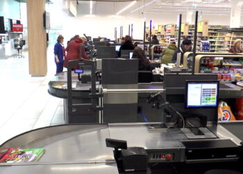 Zakaz handlu w niedziele. Duże sklepy przygotowane na wzmożony ruch w piątek i sobotę