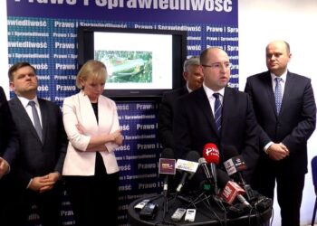 PiS chwali lokalizację lotniska komplementarnego w Radomiu