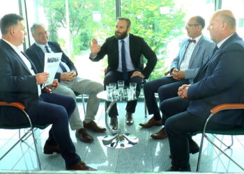 Radni w „Kontraście” m.in. o opóźnieniach przy inwestycjach, systemie stypendialnym i finansowaniu kampanii z miejskich spółek