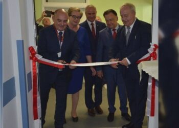 Nowa sala hybrydowa w szpitalu na Józefowie otwarta