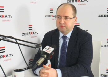 Adam Bielan: pierwsze fizyczne prace na lotnisku mogą być widoczne już w kwietniu