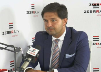 dyrektor ZSE Konrad Witkowski: tegoroczny nabór jedenastu klas przy „podwójnym roczniku” to absolutne minimum