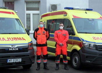 Kolejny nowoczesny ambulans trafił do Radomskiej Stacji Pogotowia Ratunkowego