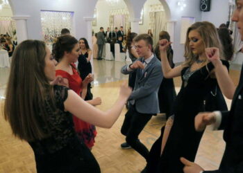 20 studniówkowych balów w 7 weekendów – to już jest koniec!