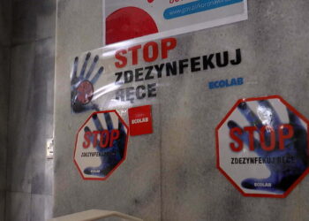 Województwo mazowieckie zakupi sprzęt na walkę z koronawirusem