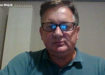 Wójcik: – Szkoła i lekcje to nie miejsca, w których trzeba manifestować swoje poglądy, nauczyciel postąpił dobrze