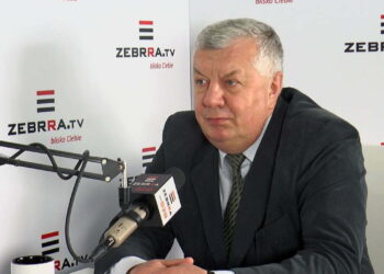 Kazimierz Woźniak: Przewodniczący Komisji Gospodarki Robert Fiszer powinien honorowo zrezygnować z funkcji