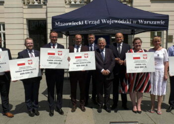3 miliony 200 tys. złotych dla siedmiu jednostek samorządu terytorialnego ziemi radomskiej
