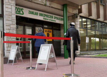 Dodatkowy miliard złotych dla seniorów