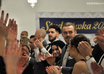Studniówka XI Liceum Ogólnokształcące [GALERIA ZDJĘĆ]
