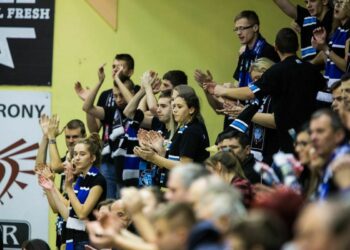 Walka nie tylko na boisku, ale także na trybunach – relacja Kamila Krawczyka z meczu Cerrad Czarnych z ONICO Politechniką