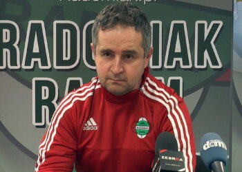 Radomiak gotowy na Raków. Konferencja prasowa trenera i kapitana zielonych