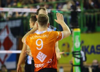 Skra nieznacznie lepsza od Czarnych