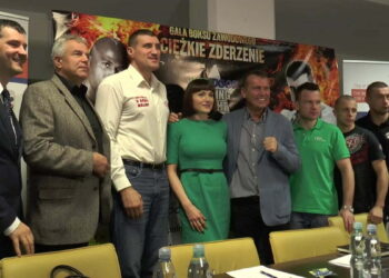 Mariusz Wach zmierzy się z Travisem Walkerem na gali Windoor Boxing Night