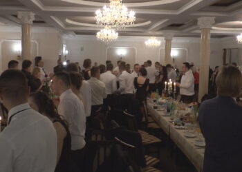 Na parkiecie i przy stołach, czyli tak bawi się Konarski!