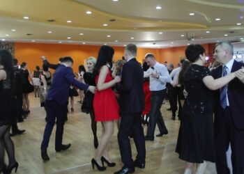 Pyszna zabawa na studniówce „Gastronomika”