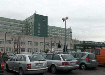 Zamkną wewnętrzny i pediatrię?