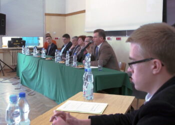 Czym jest patriotyzm? Ciekawa konferencja w VI LO