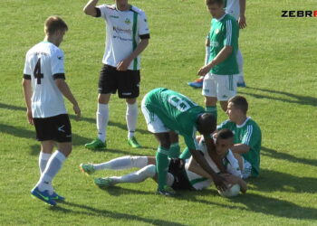 Raport z III ligi EKSTRA: szpital w Radomiaku, Broń wygrywa w hicie