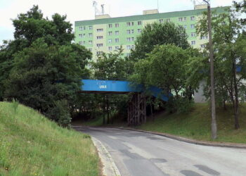 Będzie remont kładki dla pieszych nad ulicą Osiedlową