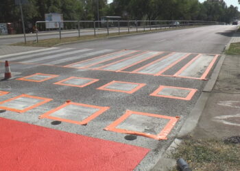 Było kilka potrąceń pieszych. Przejście na Warszawskiej będzie bezpieczniejsze