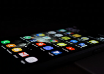 Jakie są etapy projektowania aplikacji mobilnych?