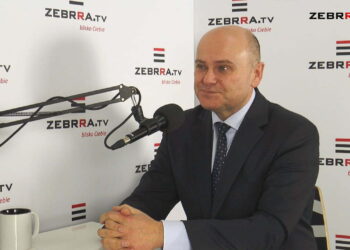 Andrzej Kosztowniak: Lotnisko nie rozwiąże wszystkich naszych problemów