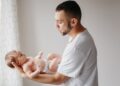 Mężczyźni coraz bardziej angażują się w wychowanie dzieci