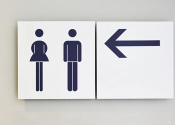 Kobiety są dyskryminowane. Tym razem poszło o toalety