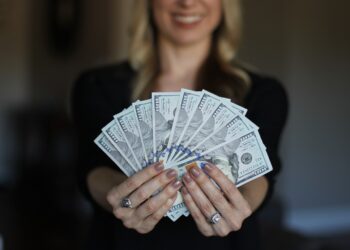 Gdy pracownik odmówi podwyżki, szef będzie miał problem