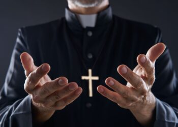 Kolęda po nowemu. Tego księżom nie wolno